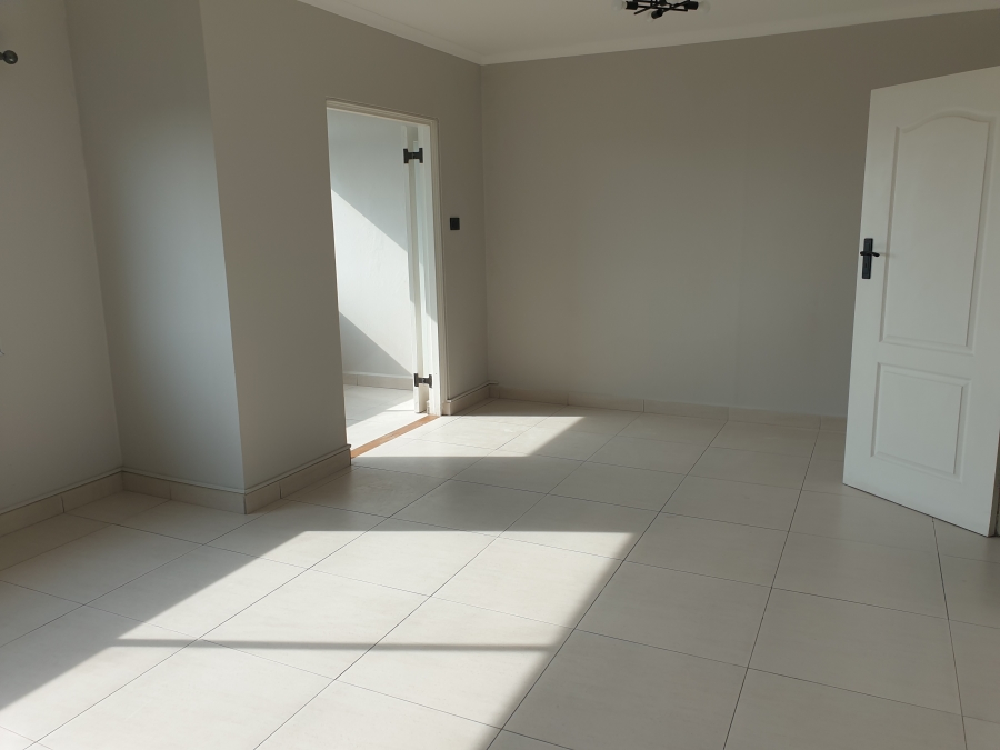 To Let 2 Bedroom Property for Rent in Claremont Western Cape